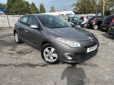 RENAULT MEGANE 1.5 dCi Dynamique TomTom Euro 5 5dr