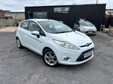 FORD FIESTA 1.25 Zetec 5dr