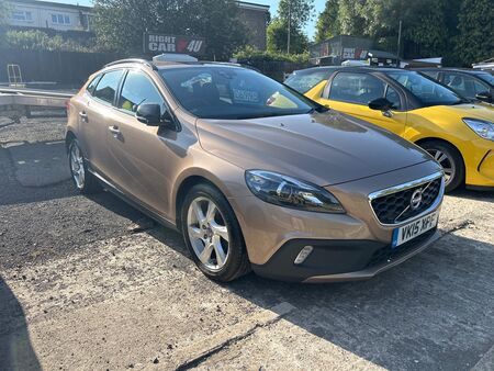 VOLVO V40 CROSS COUNTRY 1.6 D2 Lux Euro 5 (s/s) 5dr