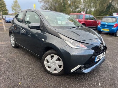 TOYOTA AYGO 1.0 VVT-i x-play Euro 5 5dr Euro 5