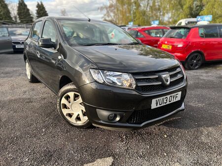 DACIA SANDERO 0.9 TCe Laureate Euro 5 5dr